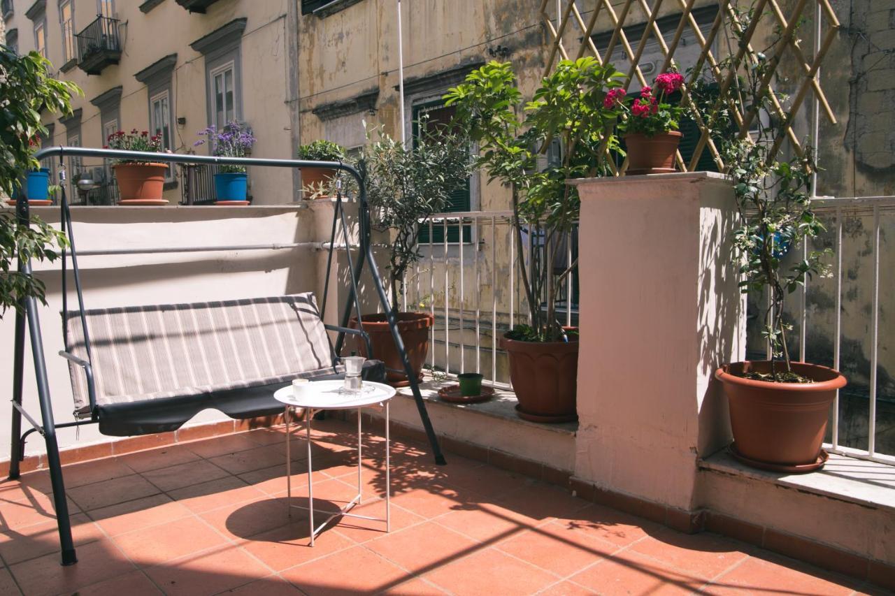 La Casa Del Nespolo, 2 Terrazzi E 2 Bagni In Centro Apartment Naples Exterior photo